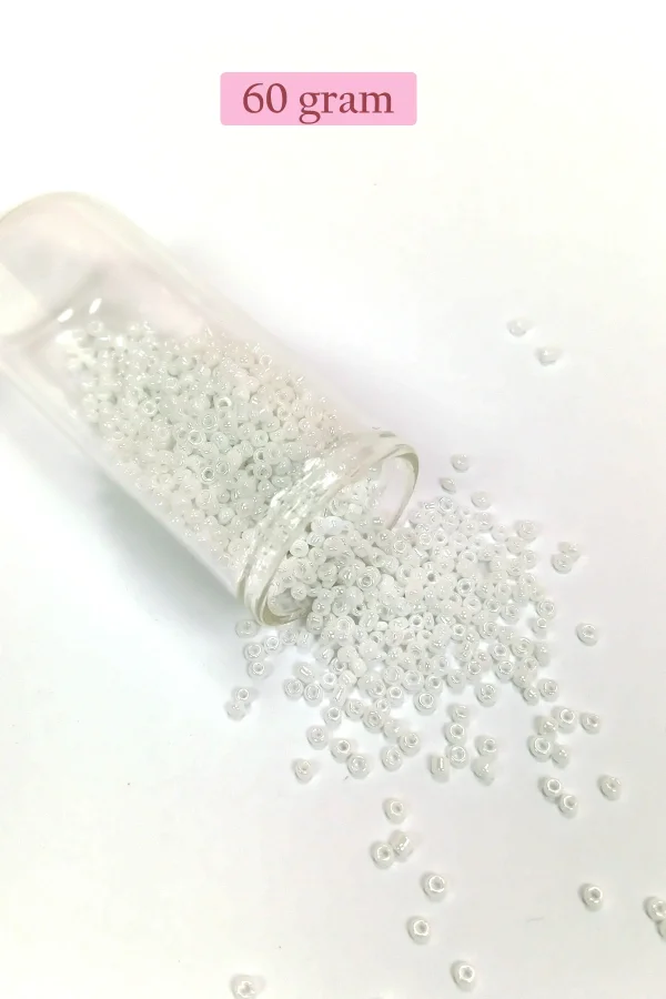 Dökme Cam Kum Boncuk (8/0) 3 mm - 60 Gram - Parlak Beyaz - BNC194