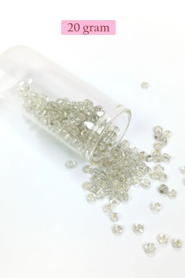 Dökme Cam Kum Boncuk Büyük Boy (6/0) 4 mm - 20 Gram - Şeffaf - BNC086