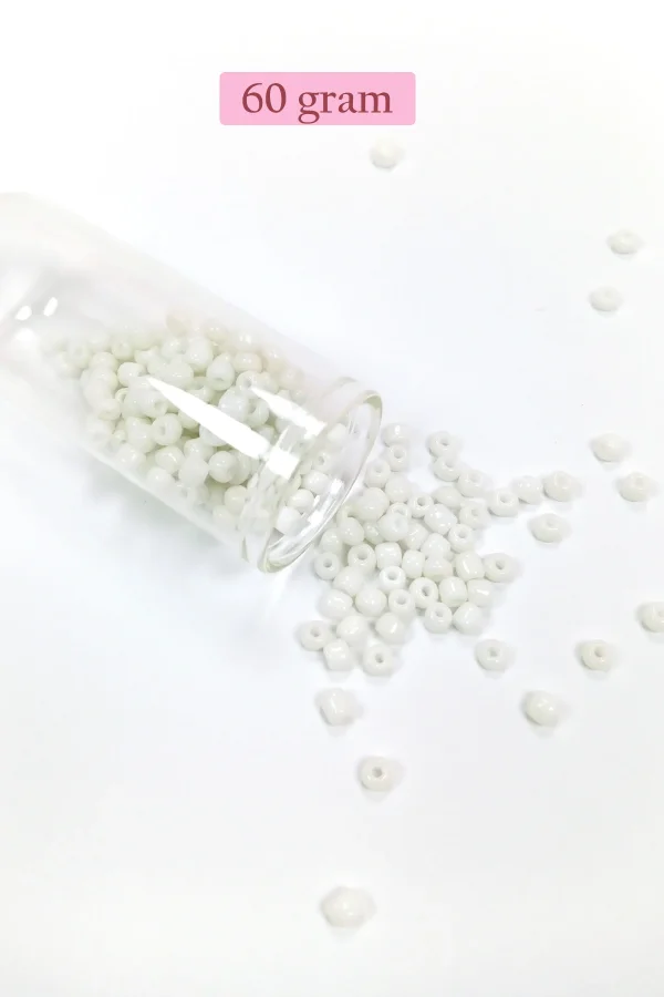 Dökme Cam Kum Boncuk Büyük Boy (6/0) 4 mm - 60 Gram - Beyaz - BNC111