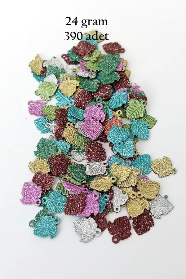 Oya Abiye Bileklik Kolye Pleksi Metalik Plastik Pul Karma Renk 24 gram 390 adet - BNC559