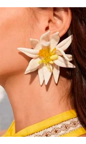 Beyaz Çiçek Küpe - Beyaz