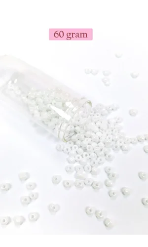 Dökme Cam Kum Boncuk Büyük Boy (6/0) 4 mm - 60 Gram - Kar Beyaz - BNC109