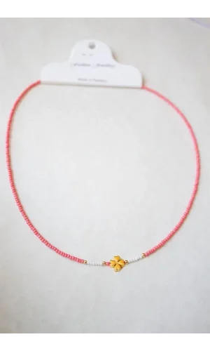 Kum Boncuklu Yonca Kolye - Nar Çiçeği