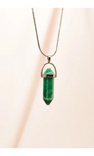 Yeşim Doğal Taşı Zincirli El Yapımı Tasarımlı Kolye Uç: 3,5 cm Zincir: 20 cm Kutulu