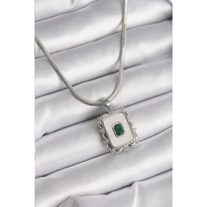 316L Çelik Gümüş Renk İtalyan Zincir Beyaz Sedefli Kare Portre Model Zümrüt Taş Detay Kadın Kolye