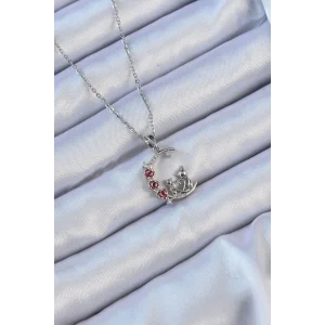316L Çelik Zincir Gümüş Renk Kırmızı Gül Detay Kedi Figür Zirkon Taşlı Ay Kolye