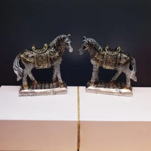 Dekoratif At Biblosu