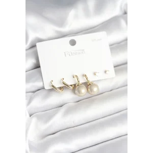 Pirinç Gold Renk İnci Detaylı 925 Gümüş Çivili Kadın Küpe Seti