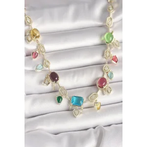 Pirinç Gold Renk Renli Zirkon Taşlı VIP Seri Kadın Kolye
