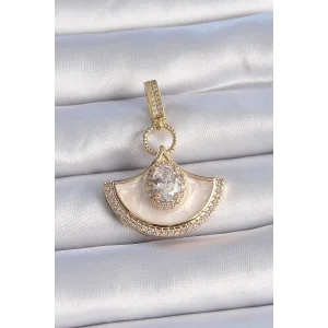 Pirinç Gold Renk Zirkon Taş Detaylı Beyaz Mineli Ajda Charm
