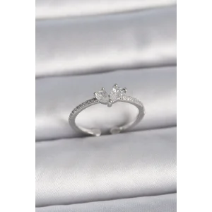 Pirinç Gümüş Renk Ayaralanabilir Zirkon Taşlı Kalp Model Kadın Yüzük