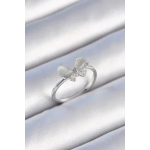 Pirinç Gümüş Renk Zirkon Taşlı Beyaz Mineli Kelebek Model Kadın Yüzük