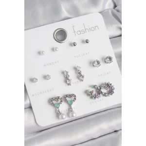 Pirinç Gümüş Renk Zirkon Taşlı Sallantılı Kalp Model Çiçek Detay 7 Çift Kadın Küpe Seti