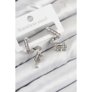 Pirinç Zirkon Taşlı Kıvrımlı Model Gümüş Renk Kadın Küpe