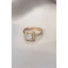 Gold Baget ve Zirkon Taşlı Kare Yüzük