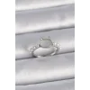 Pirinç Gümüş Renk Ayarlanabilir Beyaz Mineli Kedi Model İnci Detay Kadın Yüzük
