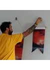Gökyüzüne Açılan Deniz Temalı Poster Bayrak – Kayıkta Yalnız Silüet Duvar Dekoru | Kumaş Duvar Flaması | 25x50 – 50x100 cm