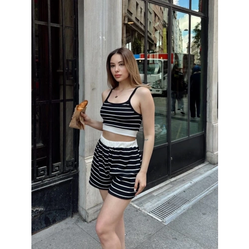 Çizgili şortlu takım siyah s3978