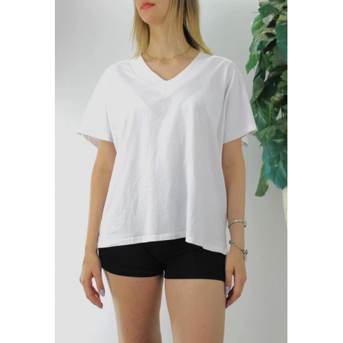 Geniş V yaka Tişört Beyaz - 1090.35