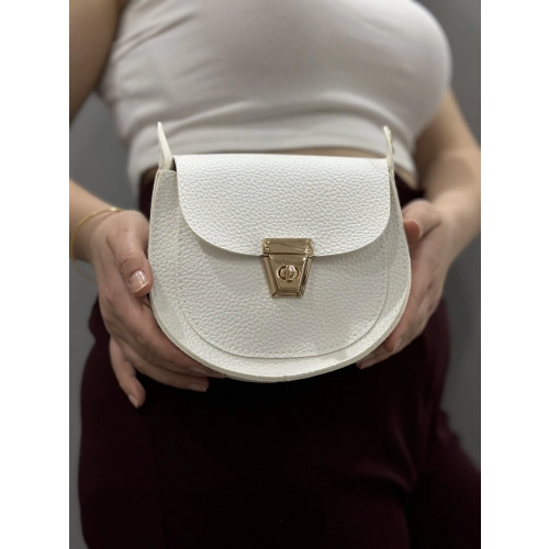 Klasik kapaklı beyaz cilt çanta