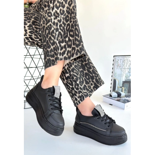 Leope Siyah Cilt Bağcıklı Spor Ayakkabı