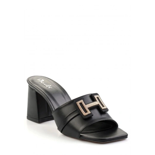 Leyya Siyah Cilt Topuklu Ayakkabı