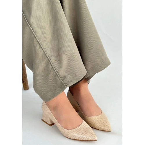 Meort Bej Rugan Topuklu Ayakkabı