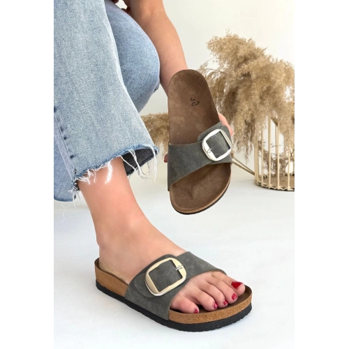 Zooy Yeşil Nubuk Terlik