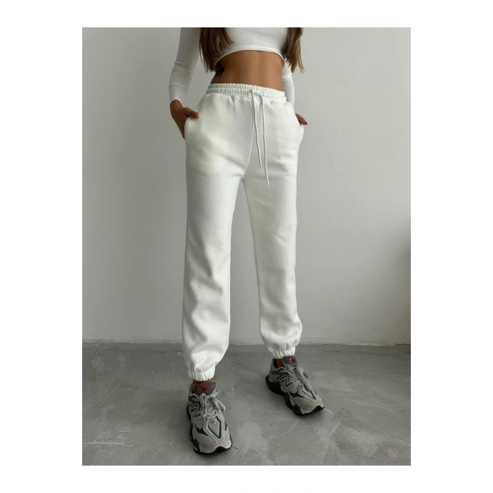 3 iplik şardonlu paça lastikli eşofman beyaz is001