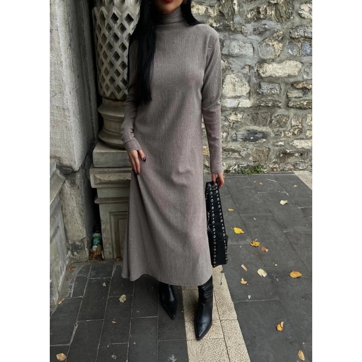 Boğazlı kalın bürümcük uzun elbise vizon