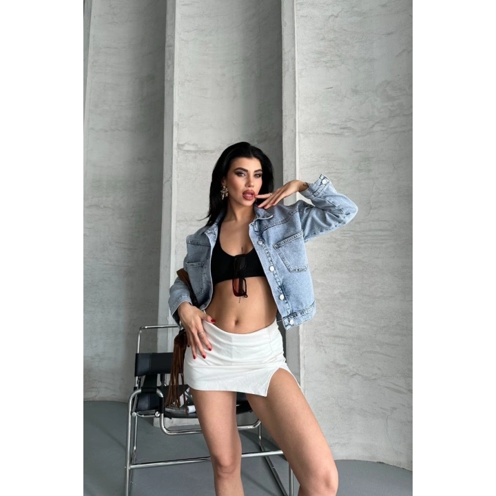 Çift cepli kol katlamalı kar yıkama crop kot ceket buz mavi d2000