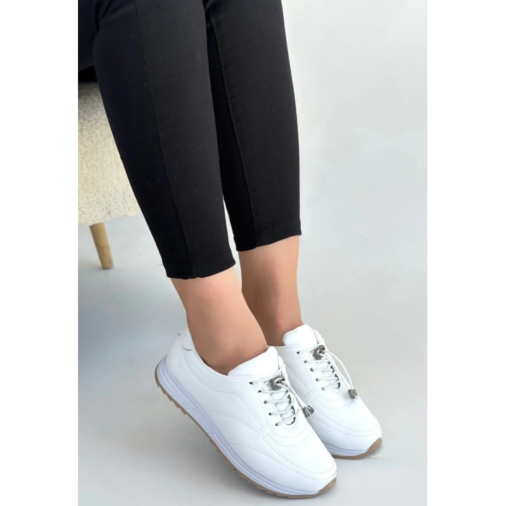 Finna Beyaz Cilt Bağcıklı Spor Ayakkabı