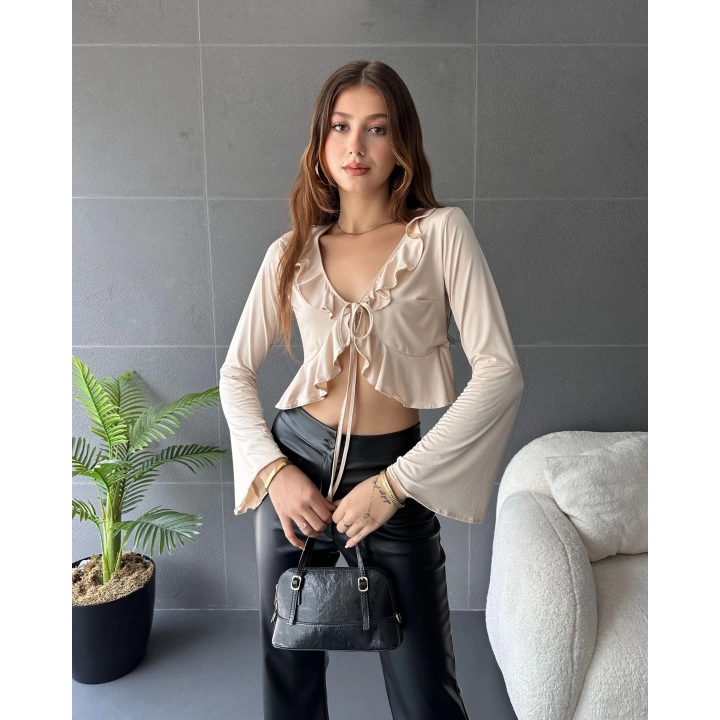 Fırfır Detaylı Önü Bağlamalı Crop Bluz