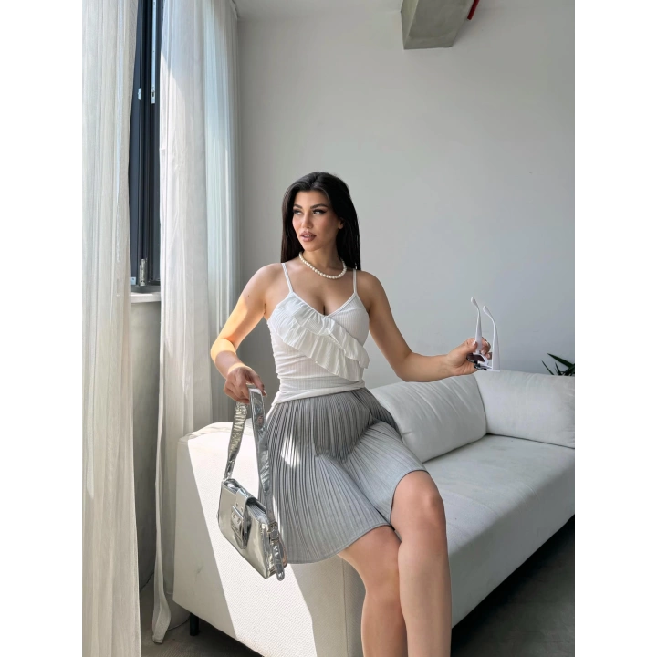 İp Askılı Volan Detaylı Bluz