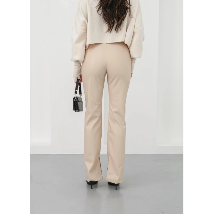 İspanyol yırtmaçlı paça deri pantolon bej hn