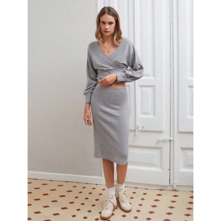 Kruvaze şardonlu etekli takım gri