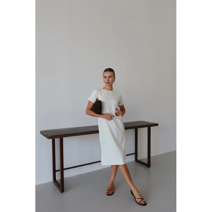 Modal yırtmaçlı elbise beyaz pt