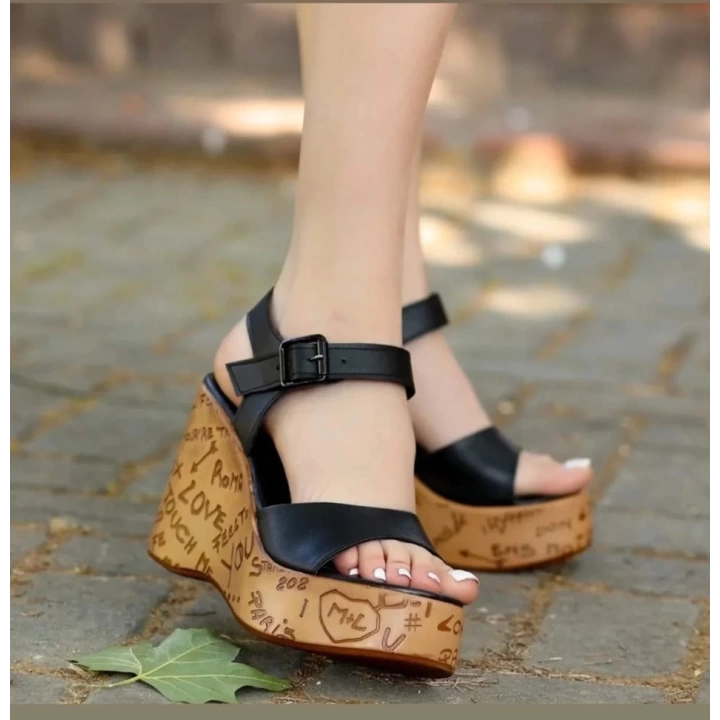 Riboy Siyah Cilt Dolgu Topuk Sandalet