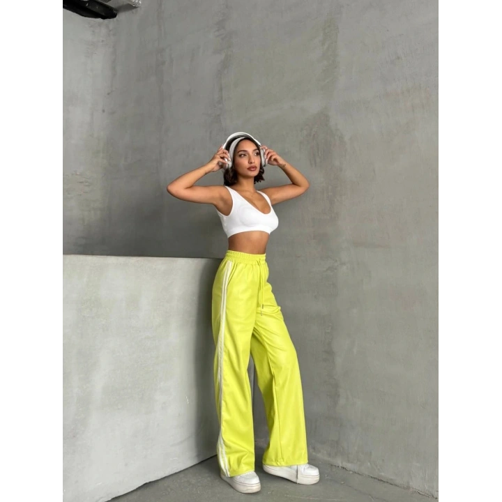 Şeritli deri pantolon yeşil h26430