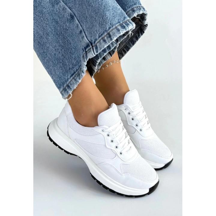 Slar Beyaz Cilt Bağcıklı Spor Ayakkabı