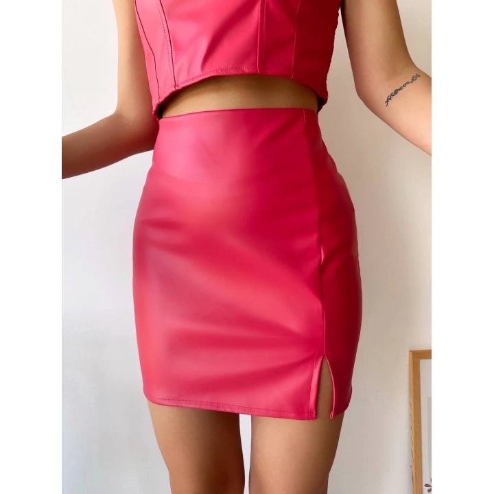 Tek yırtmaçlı arkadan fermuarlı deri etek fuşya s24475