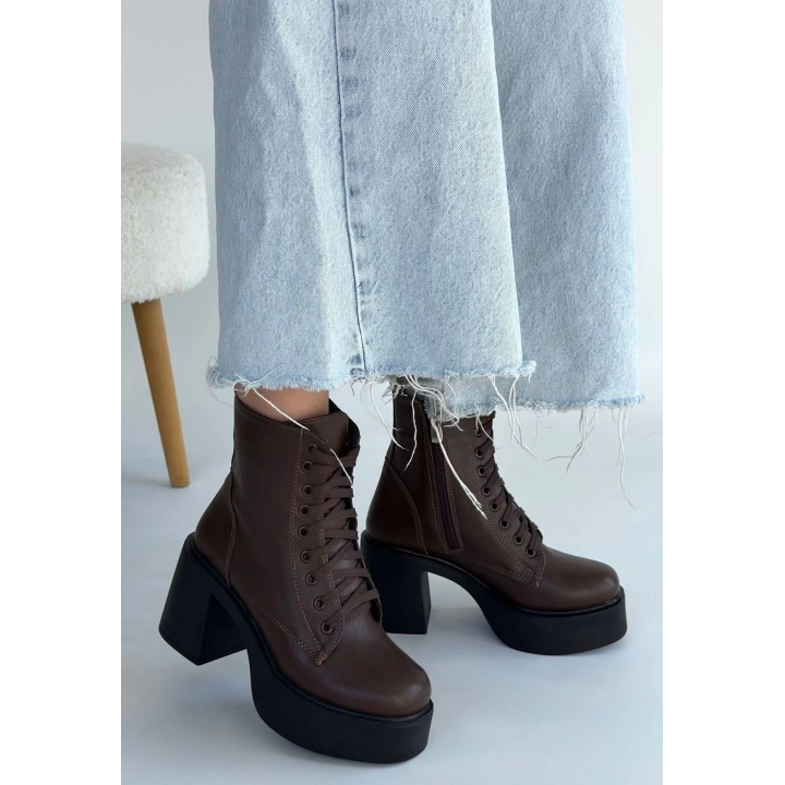 Tsan Kahverengi Cilt Bağcıklı Topuklu Bot