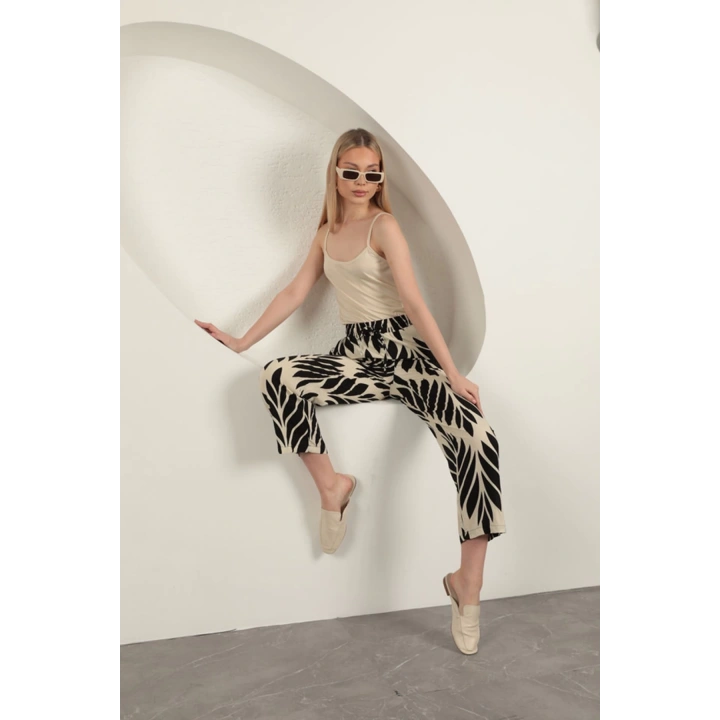 Viskon Kumaş Yaprak Desen Pantolon-Siyah