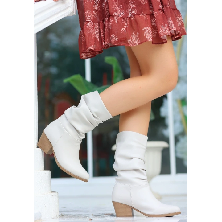 Yior Bej Cilt Topuklu Bot