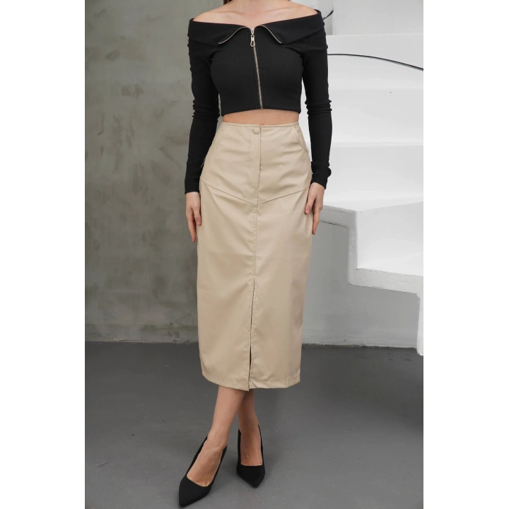 Yırtmaçlı uzun deri etek bej