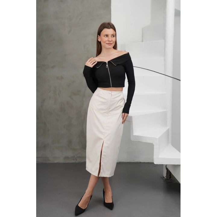 Yırtmaçlı uzun deri etek krem