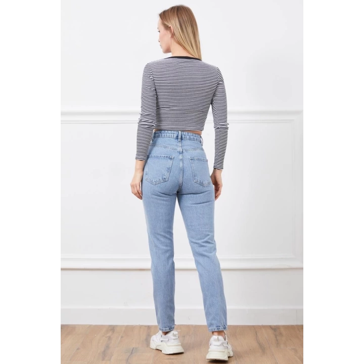 Yüksek bel yırtmaçlı mom jean pantolon