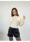 3914 TRİKO GENİŞ KOL CROP KAZAK-KREM