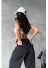 Arkadan tokalı jeans pantolon Siyah