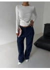 Asimetrik alt detaylı bluz beyaz